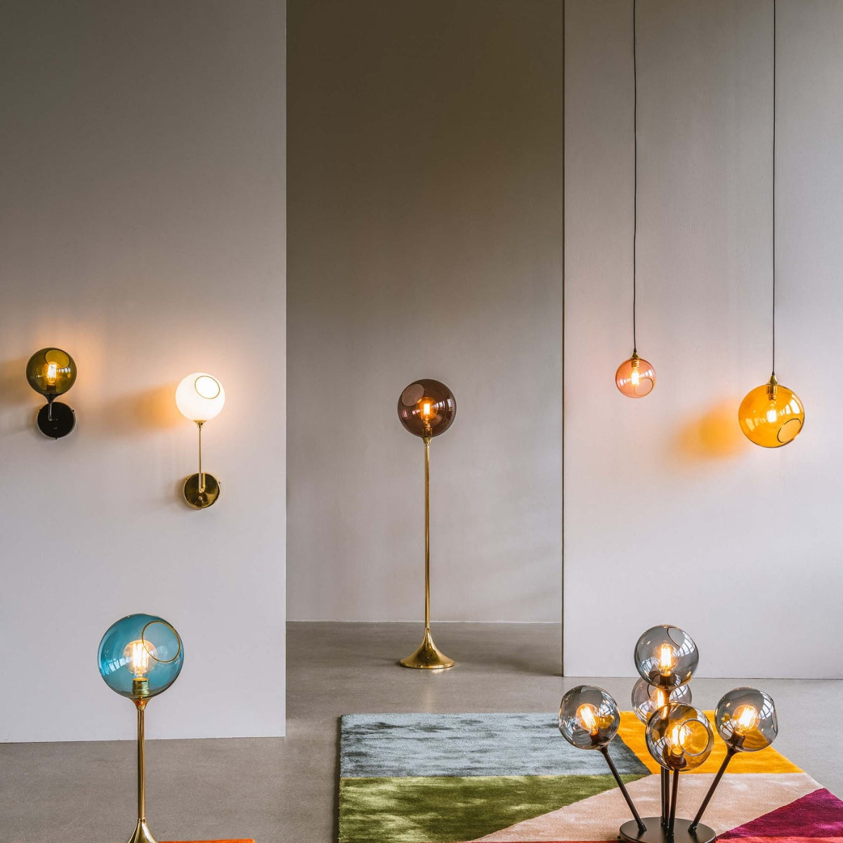 Design By Us | Ballroom væglampe - lang - Bolighuset Werenberg