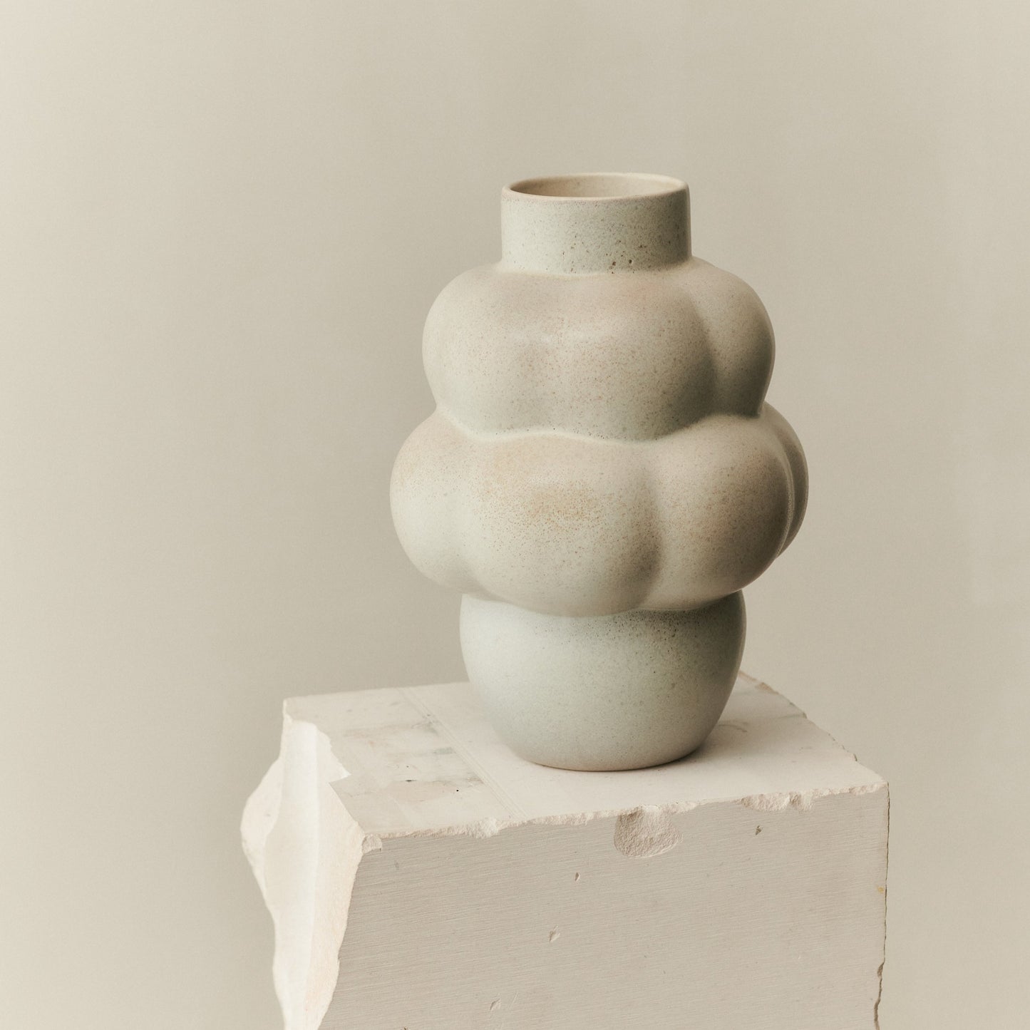 LOUISE ROE | Balloon vase ceramic - Grande 42 cm