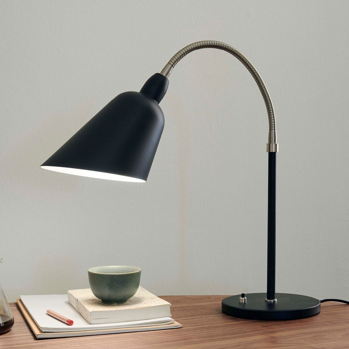&Tradition | Bellevue Arne Jacobsen bordlampe | Bolighuset Werenberg