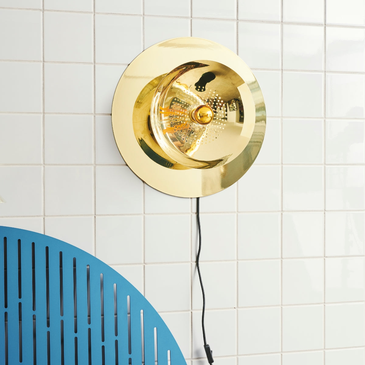 Design By Us | Wanted væglampe - uden bagplade - Bolighuset Werenberg