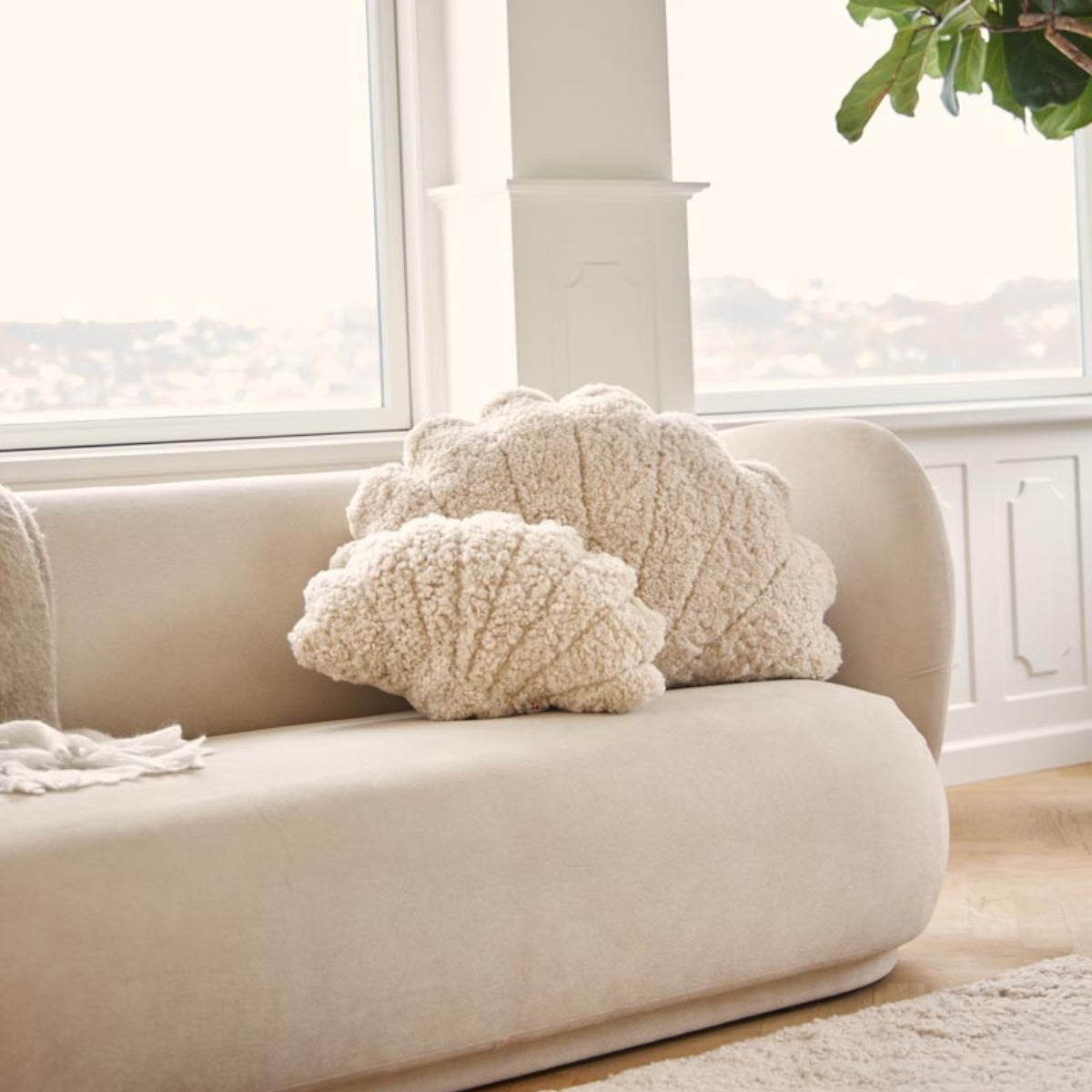Natures Collection | Shell Cushion - Small - Bolighuset Werenberg
