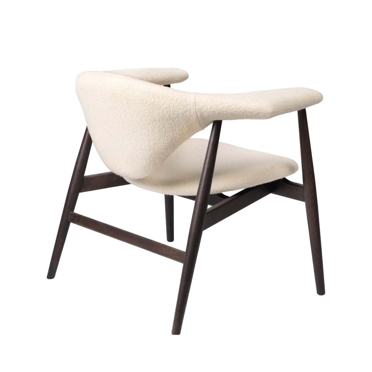 GUBI | Masculo Lounge Chair Fully Upholstered