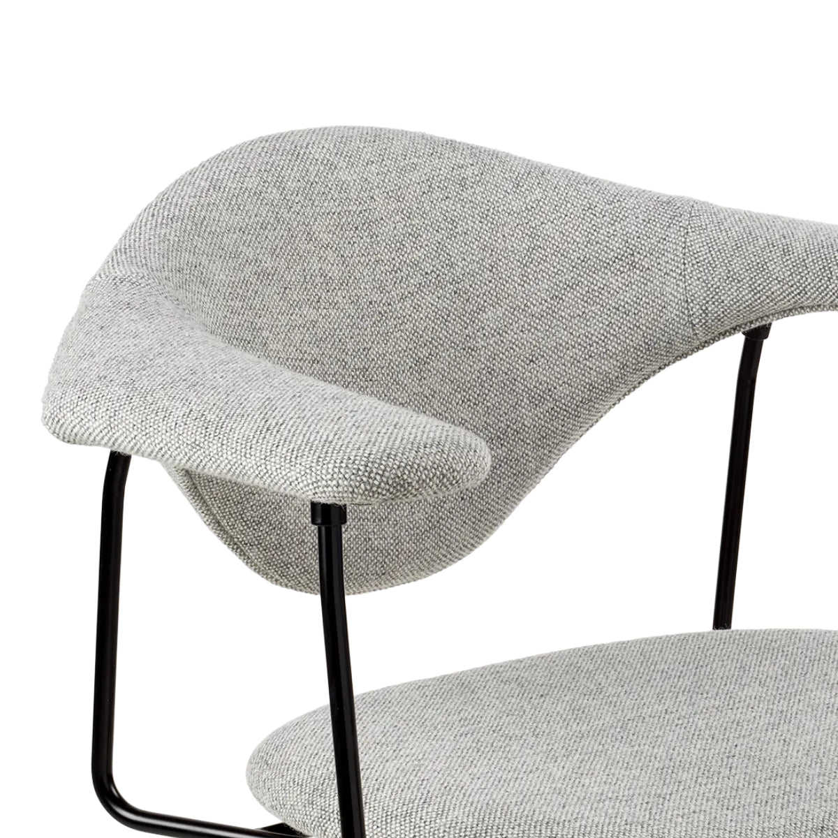 GUBI | Masculo Meeting Chair – Fully Upholstered