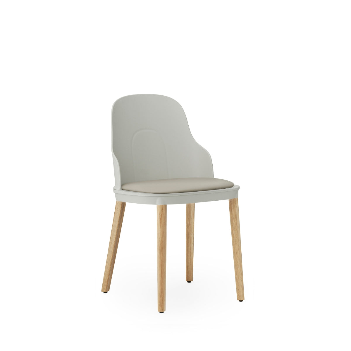 Normann Copenhagen | Allez stol - Polstret Ultra Leather med egetræsben