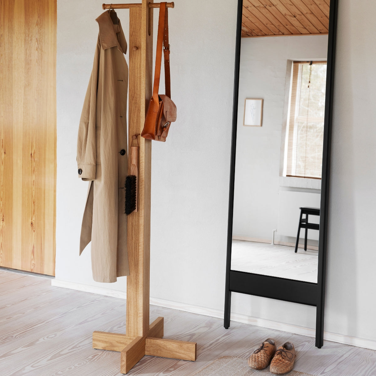 Form & Refine | Foyer Garderobe Stativ