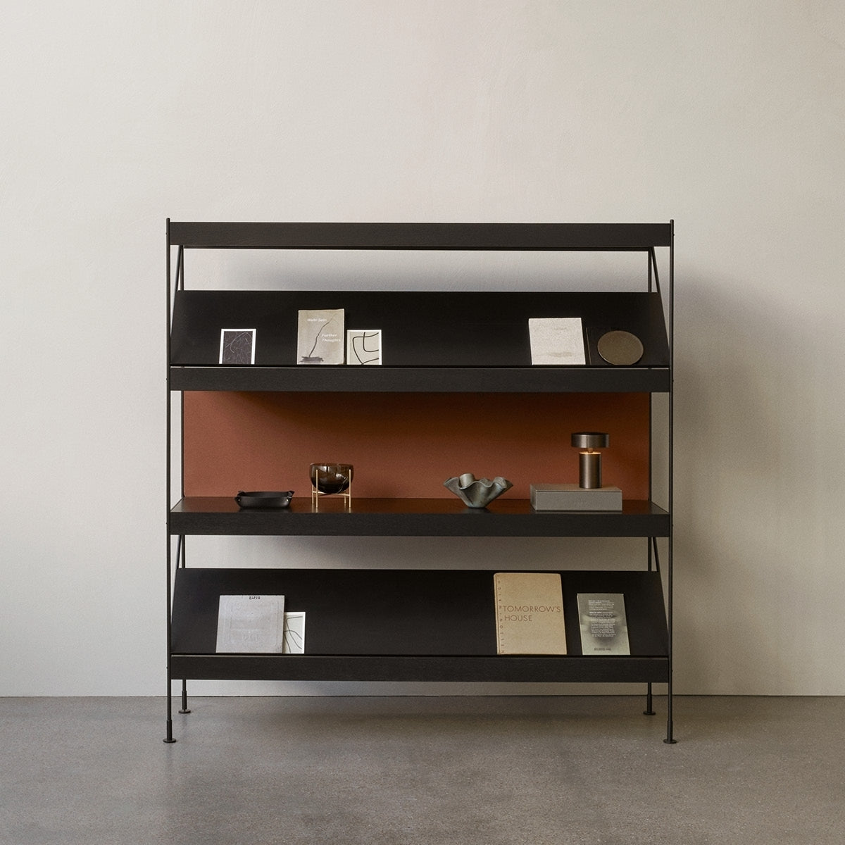 Audo Copenhagen | Zet Storage System – Magazine Shelf | Bolighuset Werenberg