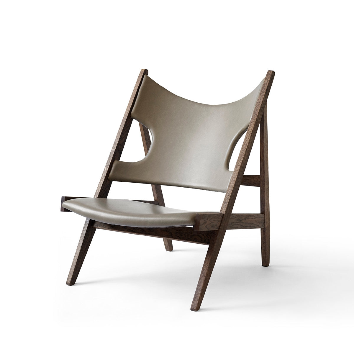 Audo Copenhagen | Knitting lounge chair - Dark Oak, Antilop Dakar